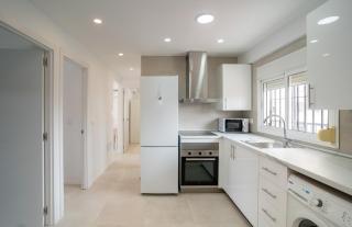 Apartamento con vistas al mar y la montaña - 7