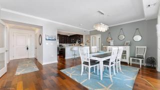 Residence 709 At The Grand - 4