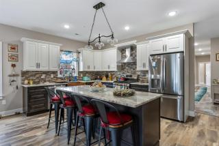 146 E Spencer Ave, Unit 101 - Wildwood - 2