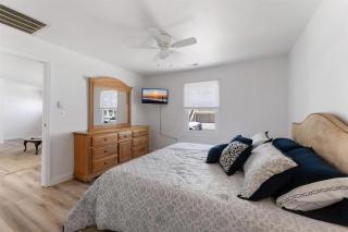 205 E Magnolia Ave - Wildwood - 1
