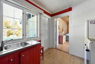 Atmospheric Log Cabin By Myllavannet - 4