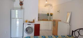Small and practical Νο1 - Limne - 6