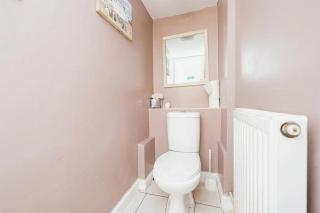 5 Bedroom House For Corporate Stays in Kettering - Kettering - 3