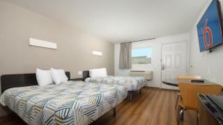 Motel 6 Ontario Airport - Ontario - 1