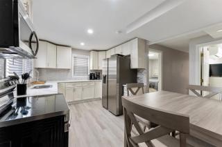 140 E Burk Ave, Unit B - Wildwood - 0