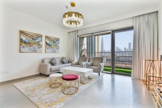 3BR APT with Burj View from Balcony - Pool and Gym - 6