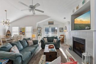 Vibrant 3 Bedroom Condo With A Bbq Grill Outdoor Shower - Wildwood - 9