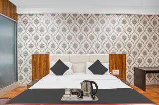 Collection O The Valentine Hotel - Surat - 7