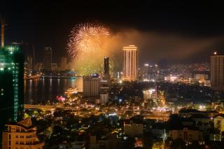 Monarchy Luxury Serviced Apartments - By Charm Homestay Vietnam - Đà Nẵng - 0