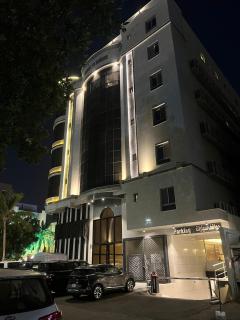 Modern and quiet accommodation next to everything - Jeddah - 8