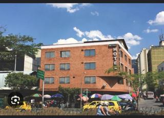Hmetrohotel - Medellín - 0