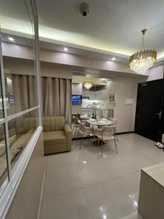 Radiance Manila Bay Luxe Lounge - Sampong - 8