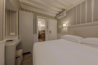 Hotel Bartolomeo - Venice - 5