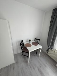 Smart studio in KA-Neureut with sunny balcony - Karlsruhe - 4