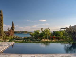 Beachfront Villa Oneiro with Sea Views - Porto Heli - 8