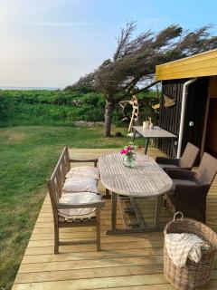 Large bright summerhouse close to the sea and beaches - Lønstrup - 0