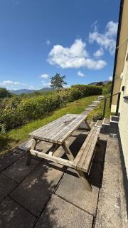 1 Bedroom Cabin with Mountain & Loch Views - Quiet Location between Glencoe & Ben Nevis - Corran - 5