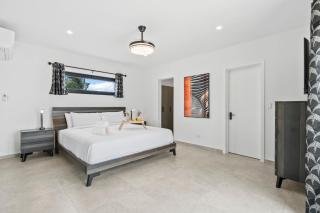 New 3br Villa Private Pool Prime Location - Noord - 3