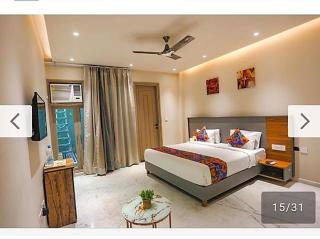 Raahgir Suites - Noida - 6
