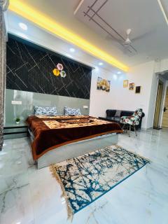 Whitehouse - Ghaziabad - 1