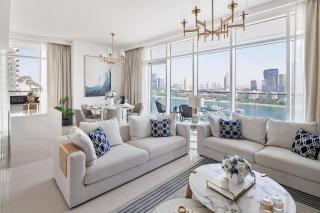 4BR Beachfront Marina & Palm View - 0