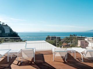 Hotel Tirrenia - Sorrento - 6
