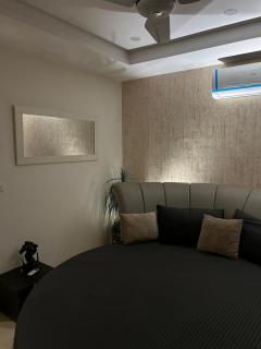 Circular Modern Retreat - Rawalpindi - 6