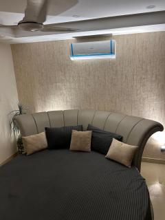 Circular Modern Retreat - Rawalpindi - 8