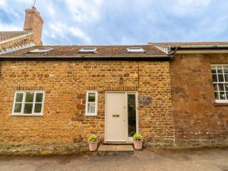 The Old Reading Room Peaceful Village Retreat Pass the Keys - Wigginton - 6
