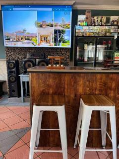 Platinum Airport Lodge & Guesthouse - Pretoria - 7
