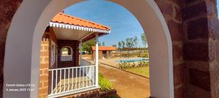 RedStone Vintage Resorts - - 0