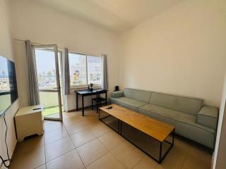 HaYarden Vibe - 1 Bedroom With Balcony By Vacay - Tel Aviv - 0
