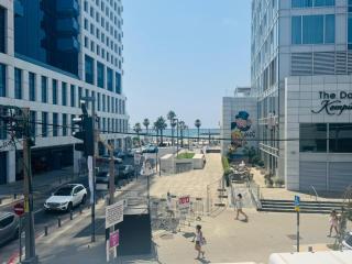 HaYarden Vibe - 1 Bedroom With Balcony By Vacay - Tel Aviv - 3