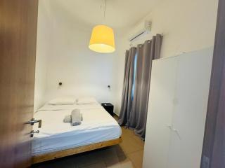 HaYarden Vibe - 1 Bedroom With Balcony By Vacay - Tel Aviv - 7