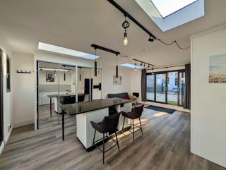Charming 5 Bed London House with Courtyard - Hendon - 0