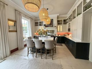Hinton House - Winchester - 2