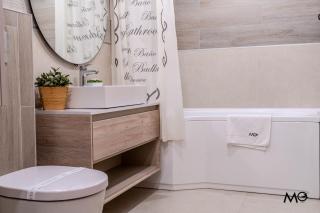 MoHost Urban - Apt with Stunning Mountain View - Braşov - 4