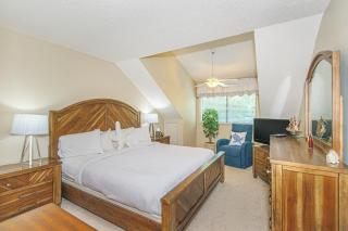 Spacious 2 Bedroom Condo- Vaulted Ceilings and Fireplace- St James Park 12-E - Myrtle Beach - 6