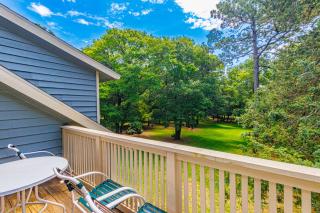 Spacious 2 Bedroom Condo- Vaulted Ceilings and Fireplace- St James Park 12-E - Myrtle Beach - 2