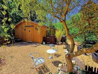 Hobbits Landing - Alverstone - 5