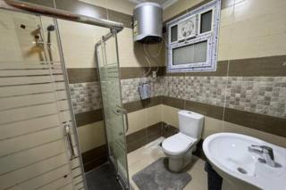 CK 903 . Spacious 3BR Apt. 2 Baths - Sheikh Zayed - 2