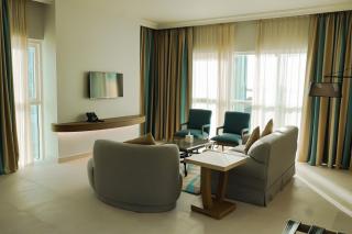 Sheraton Khalidiya Hotel - Abu Dhabi - 8
