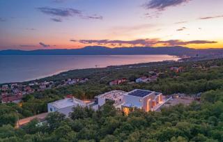Villa Dujma by Villas Guide - 2