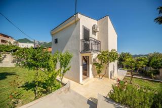 Guest House Luksic - Bar - 6