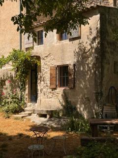 La Loube - Maison paysanne - Buoux - 0
