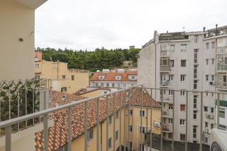 Suite Corso Italia con Balcone nel Cuore di Trieste - Trieste - 3