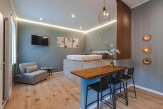 Suite Corso Italia con Balcone nel Cuore di Trieste - Trieste - 0
