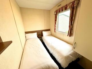 Chamki Lodge - Whitley Bay - 4