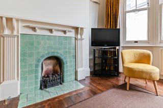 Spacious 1 bed Holborn Apartment - London - 8