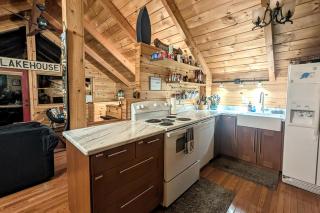 13 Mi to Slopes Elmira Cabin with Amenities - 1